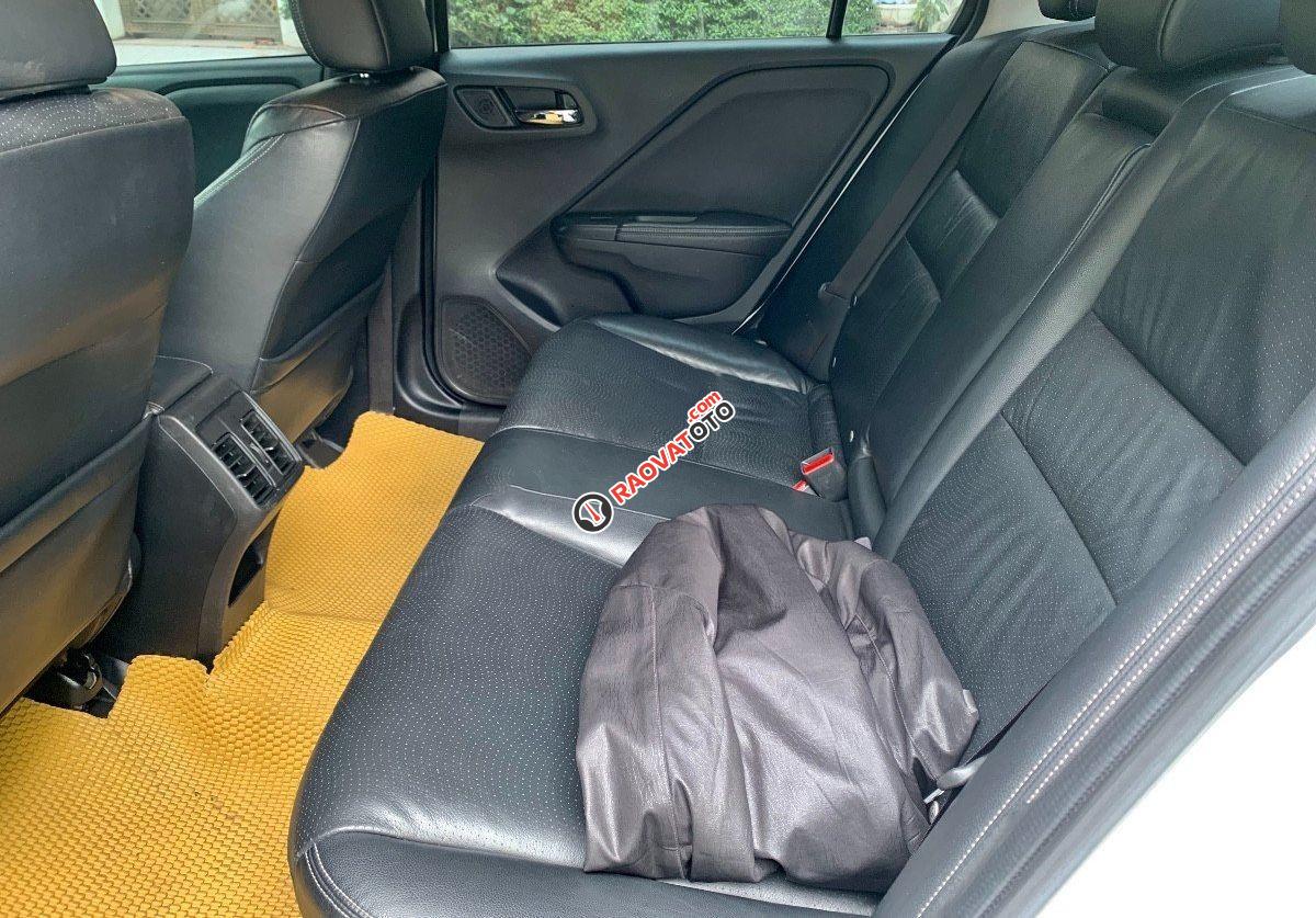 Cần bán xe Honda City Top sản xuất 2017, màu trắng-2