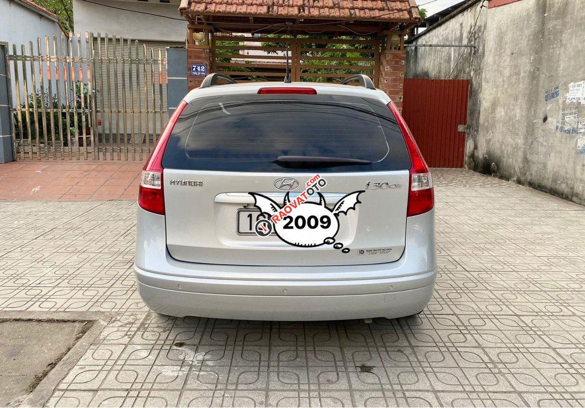 Bán Hyundai i30 AT đời 2009, màu bạc, nhập khẩu còn mới-2