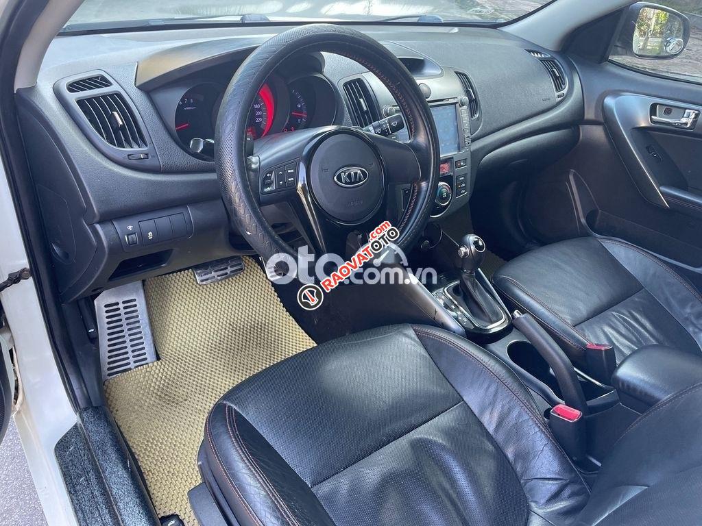 Bán ô tô Kia Forte AT sản xuất năm 2013, màu trắng -4