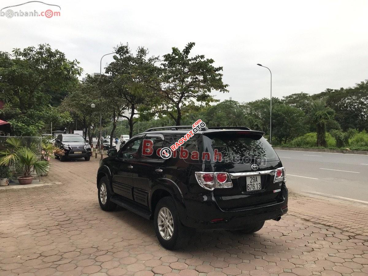 Bán Toyota Fortuner G 2013, màu đen còn mới, 610 triệu-6