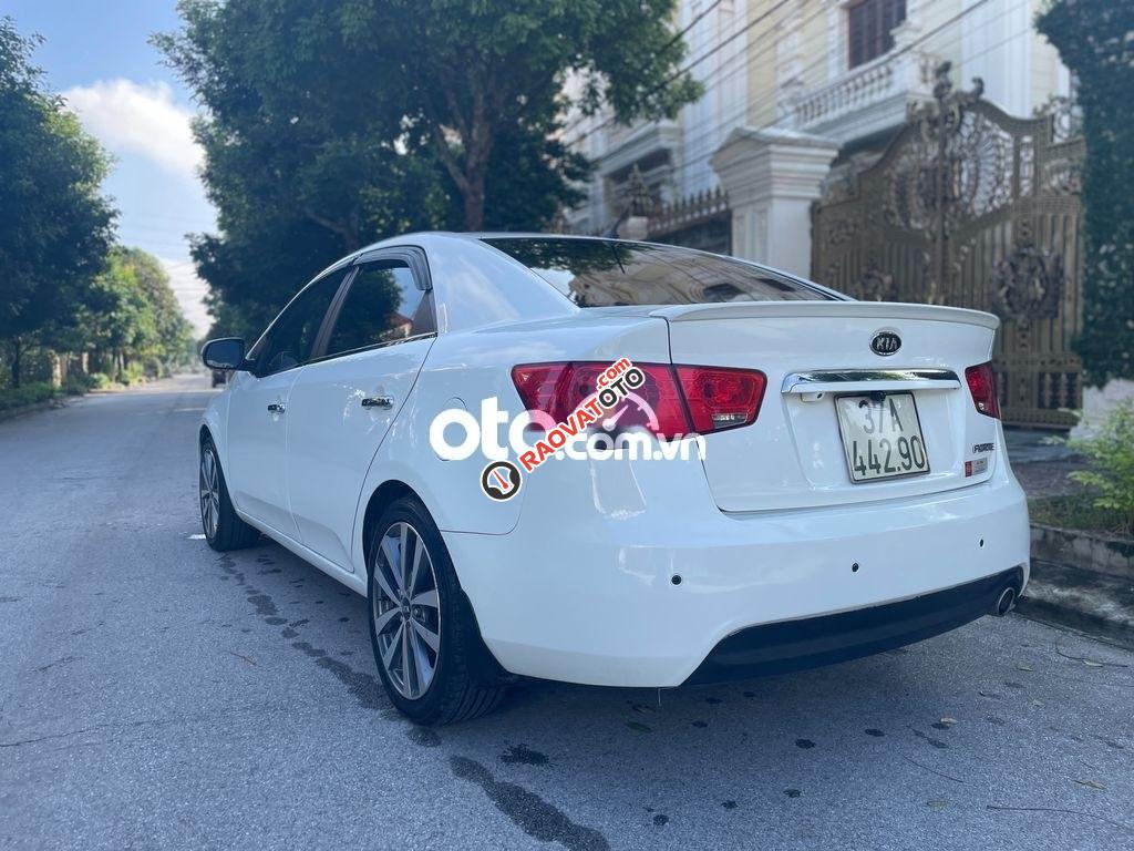 Bán ô tô Kia Forte AT sản xuất năm 2013, màu trắng -6