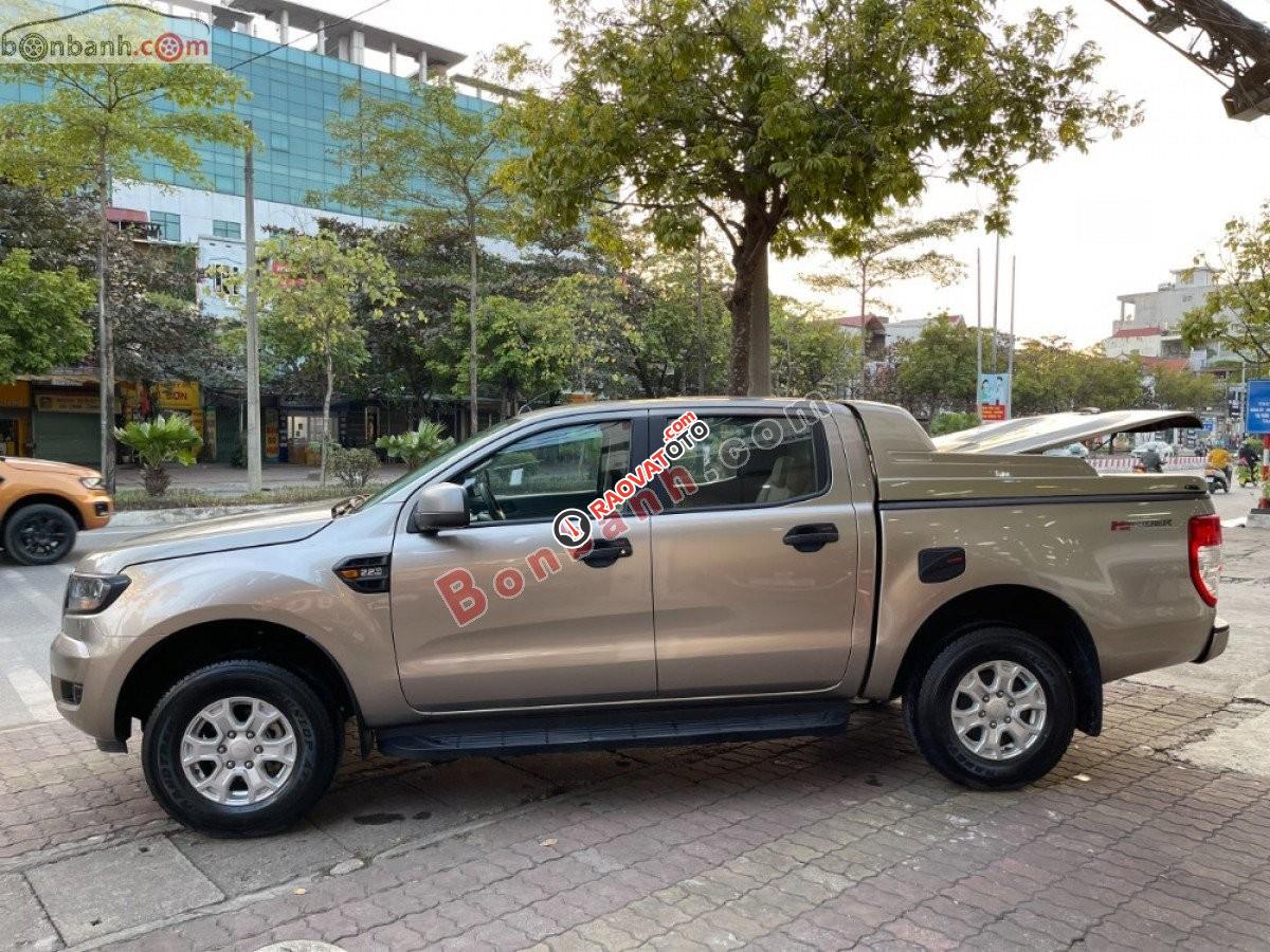 Bán Ford Ranger XLS 2.2L 4x2 MT sản xuất năm 2017, xe nhập chính chủ-7