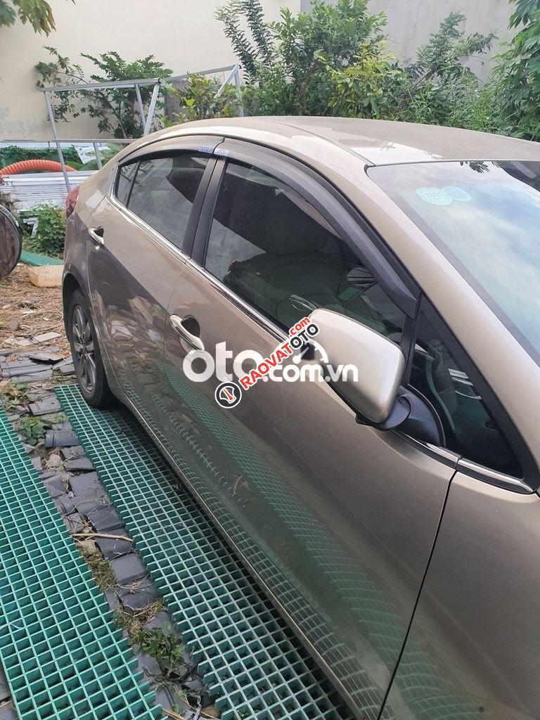 Cần bán lại xe Kia Cerato MT sản xuất 2017, nhập khẩu nguyên chiếc còn mới-3