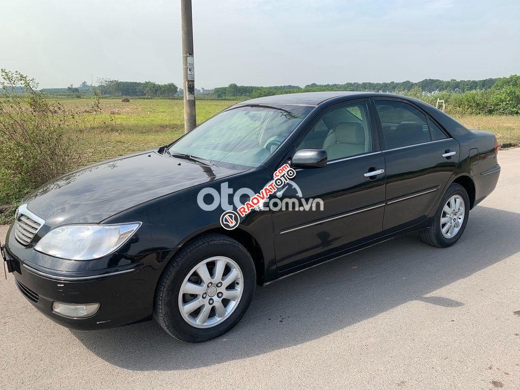 Bán Toyota Camry 3.0V sản xuất năm 2003, màu đen-1