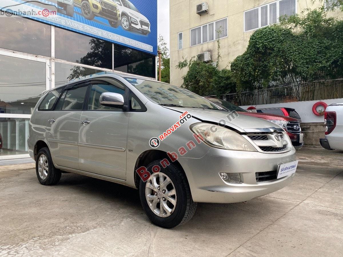 Bán Toyota Innova G 2.0 MT đời 2008, màu bạc, giá chỉ 247 triệu-0