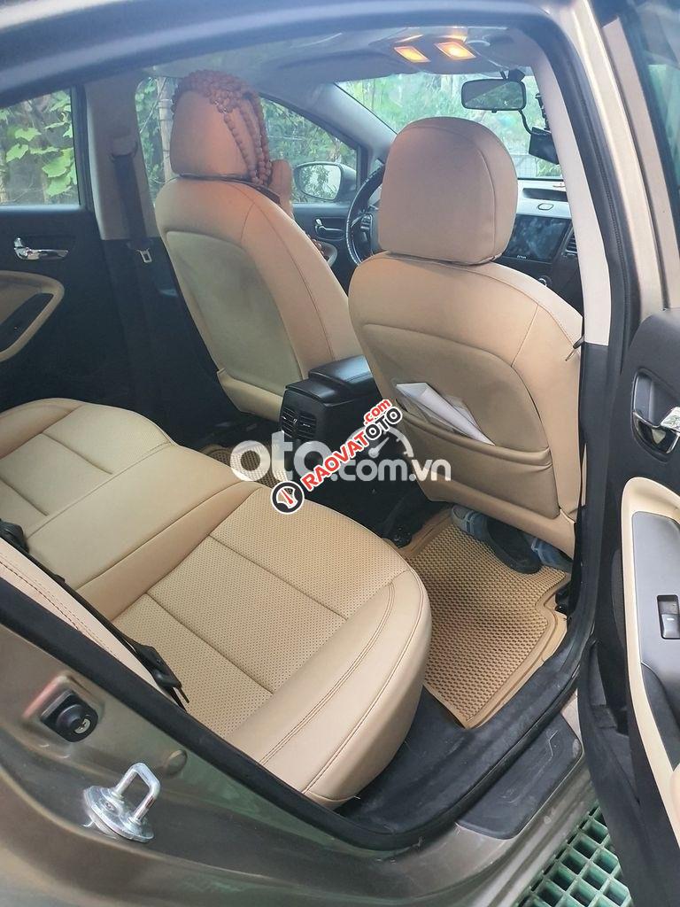 Cần bán lại xe Kia Cerato MT sản xuất 2017, nhập khẩu nguyên chiếc còn mới-1