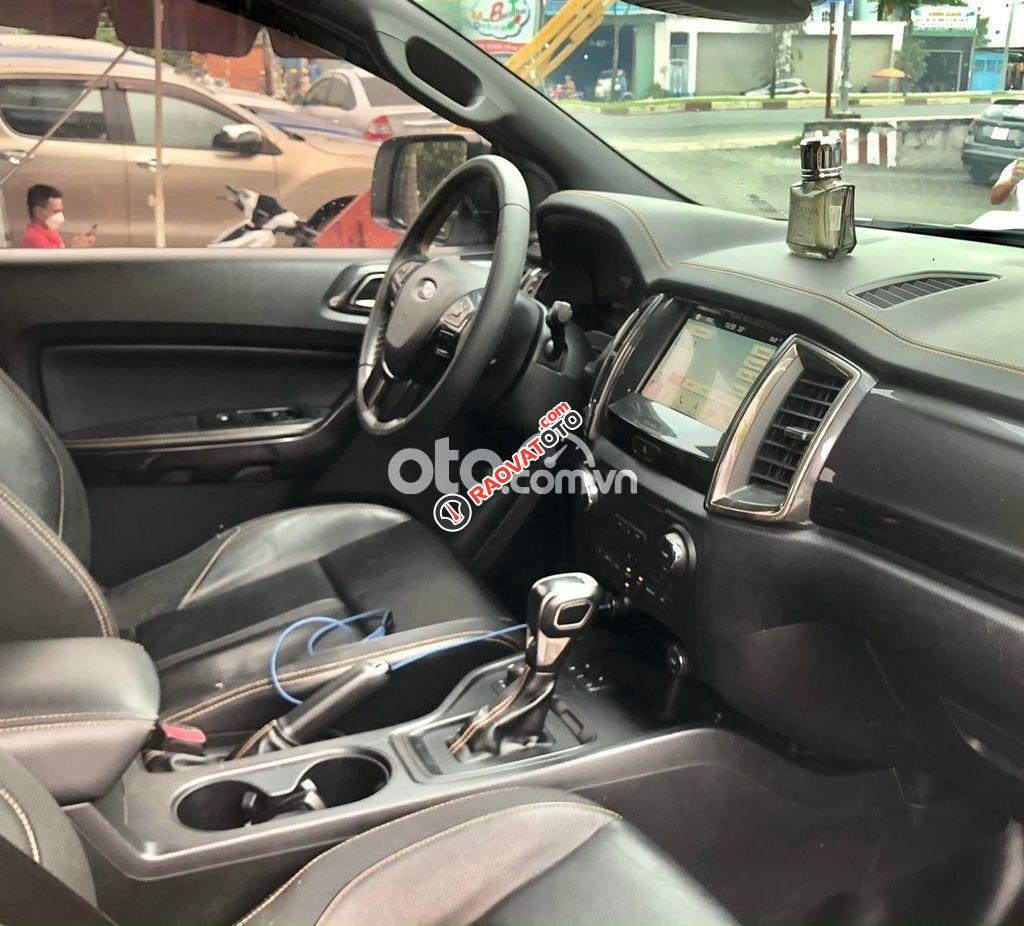 Cần bán gấp Ford Ranger Wildtrak năm sản xuất 2018, màu trắng, nhập khẩu nguyên chiếc, giá 820tr-2