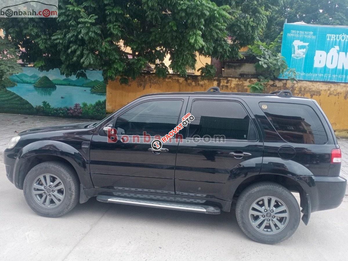 Cần bán xe Ford Escape AT năm sản xuất 2009, màu đen còn mới-9