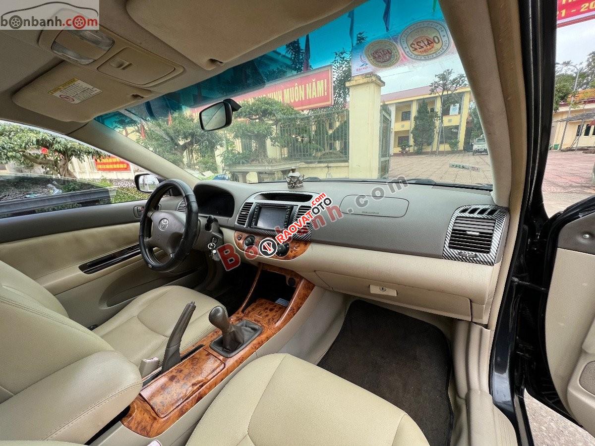 Bán ô tô Toyota Camry G đời 2004, màu đen, 245 triệu-8