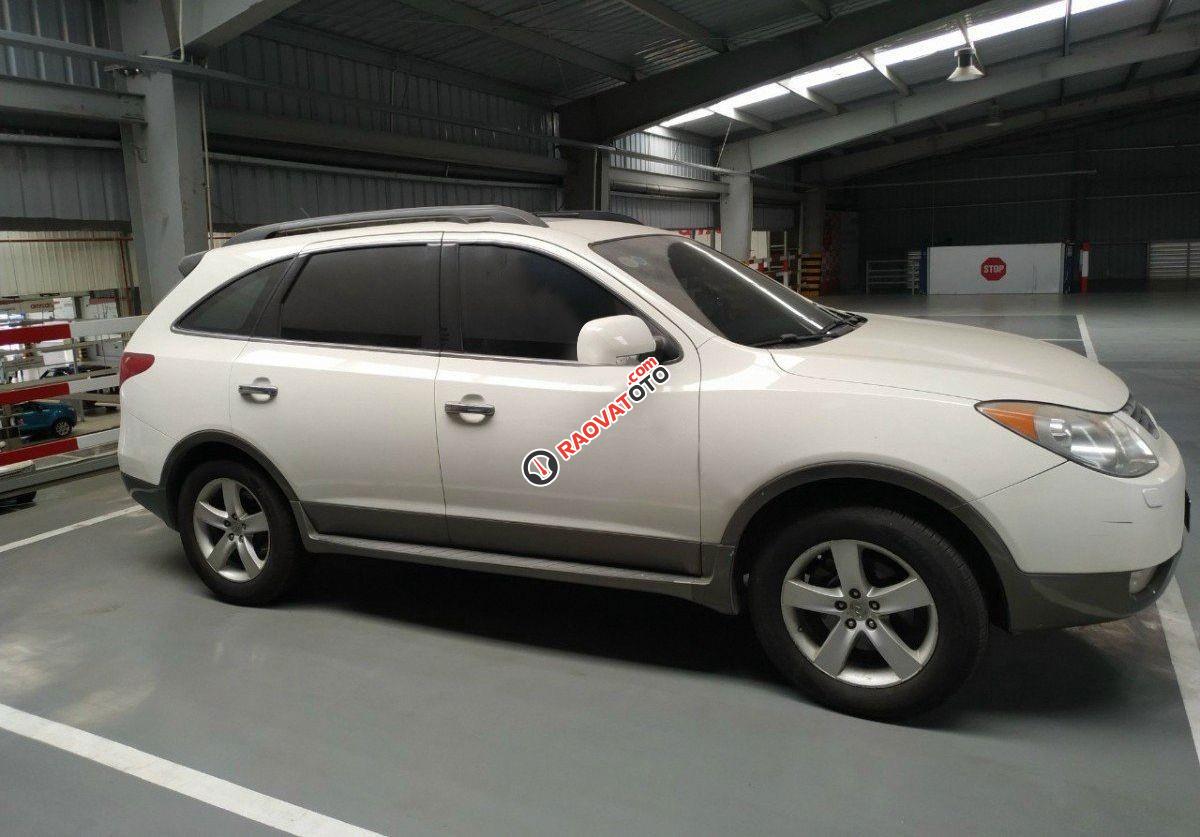 Cần bán xe Hyundai Veracruz sản xuất năm 2009, màu trắng, nhập khẩu nguyên chiếc -0