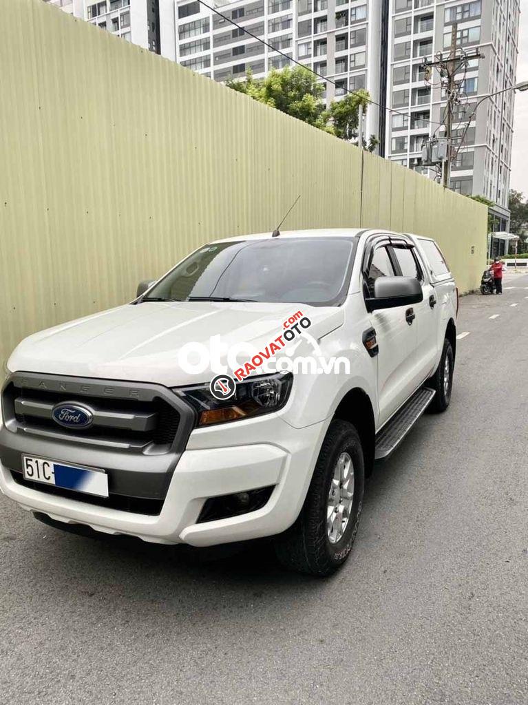 Bán ô tô Ford Ranger XLS AT sản xuất 2017, màu trắng, nhập khẩu-4