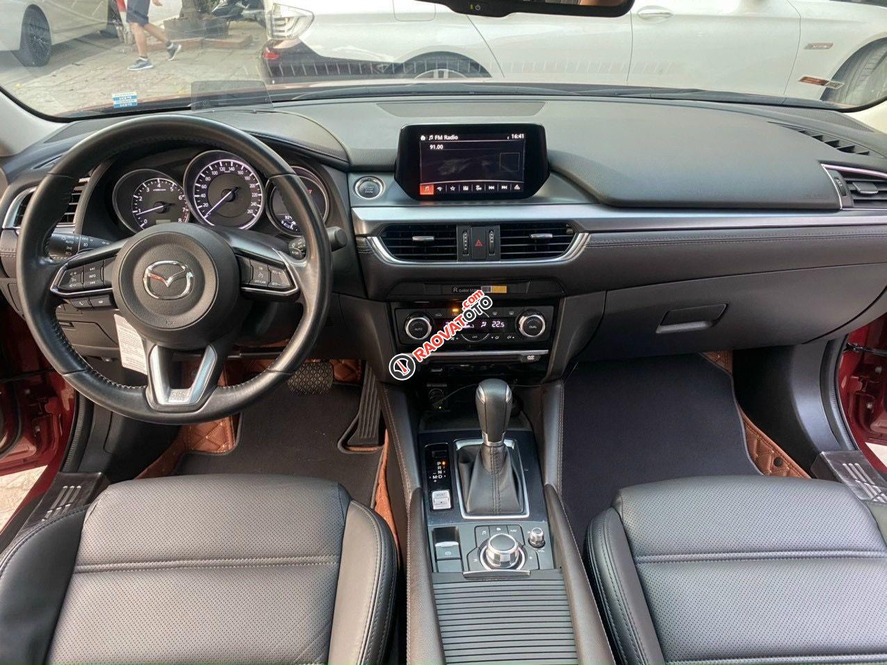 Bán xe Mazda 6 2.0L Premium năm 2017, giá 715tr-4