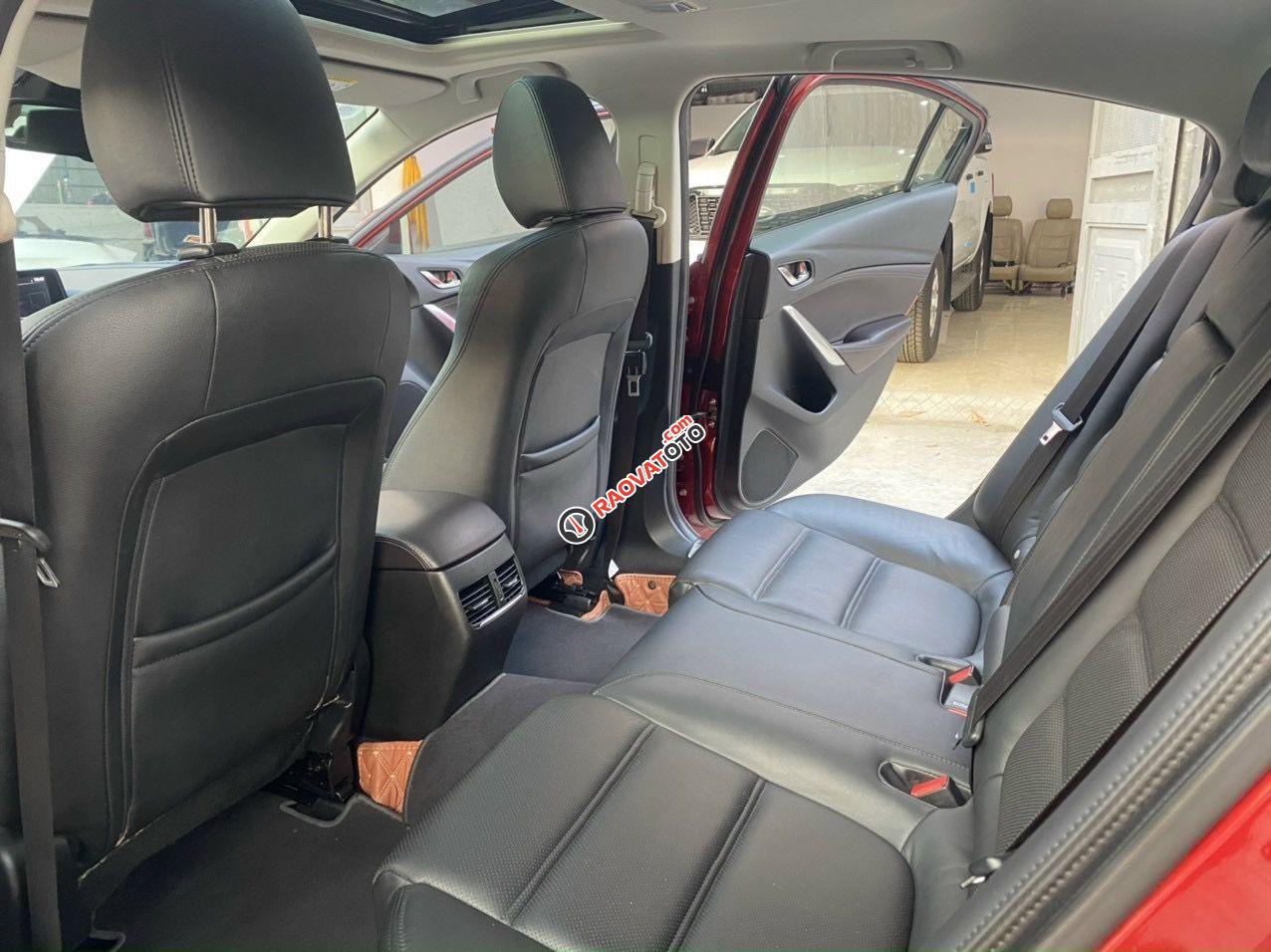 Bán xe Mazda 6 2.0L Premium năm 2017, giá 715tr-7