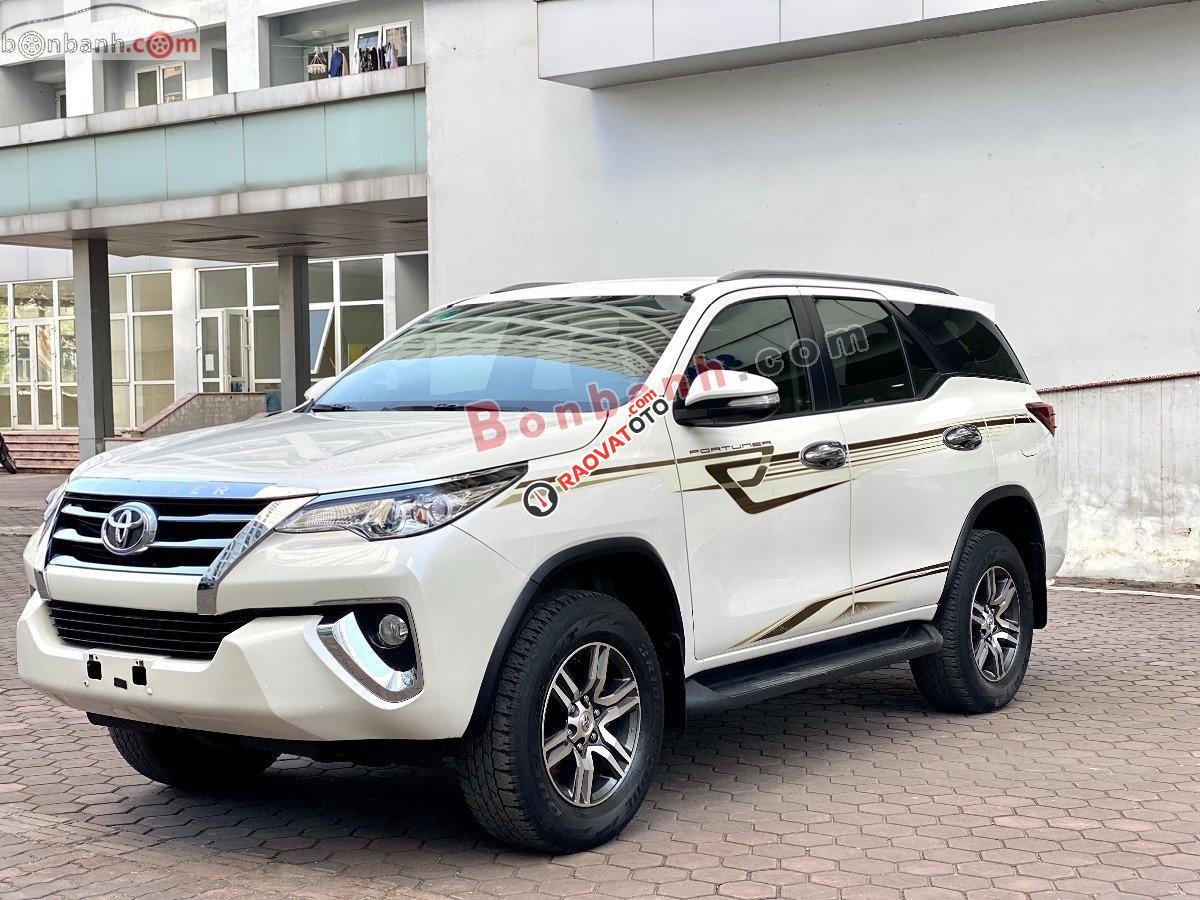 Cần bán Toyota Fortuner 2.7V 2017, màu trắng, xe nhập, 845tr-8