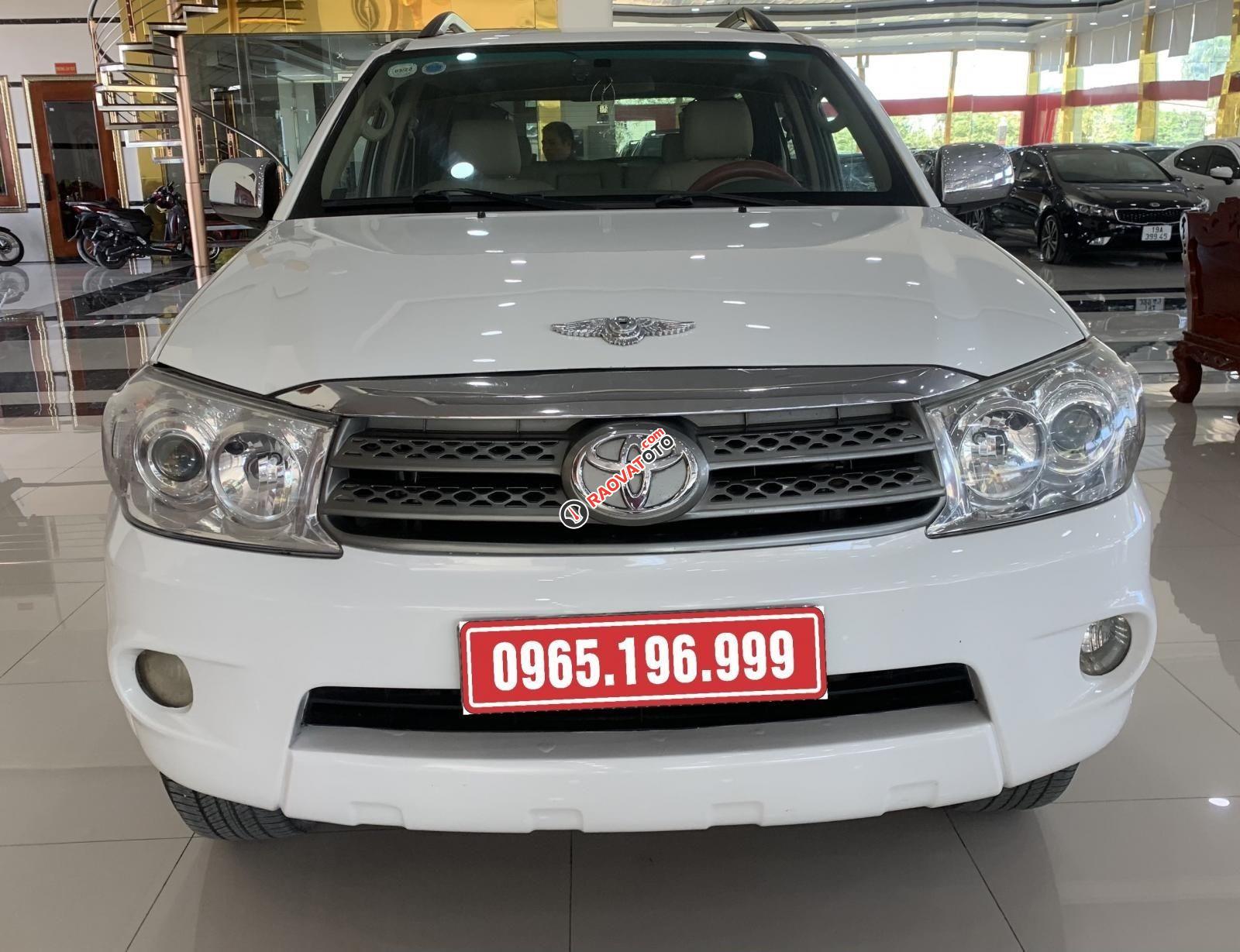 Bán xe Fortuner 2011 giá cạnh tranh-9