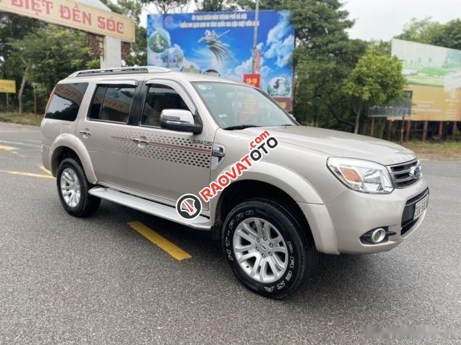 Bán xe Ford Everest 4x2 MT năm 2015, màu phấn hồng còn mới, 520 triệu-1