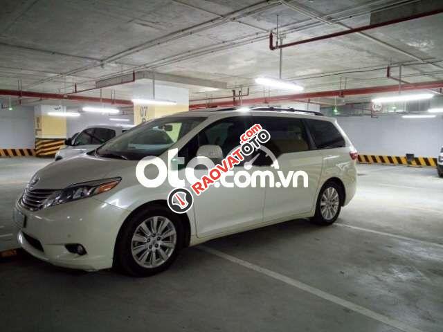 Cần bán lại xe Toyota Sienna 2014, màu trắng còn mới-3