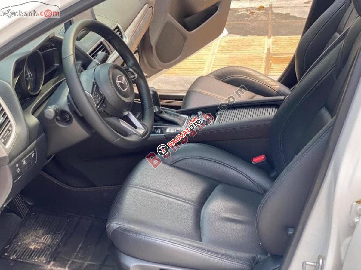 Bán Mazda 3 1.5 đời 2017, màu trắng, giá chỉ 538 triệu-5