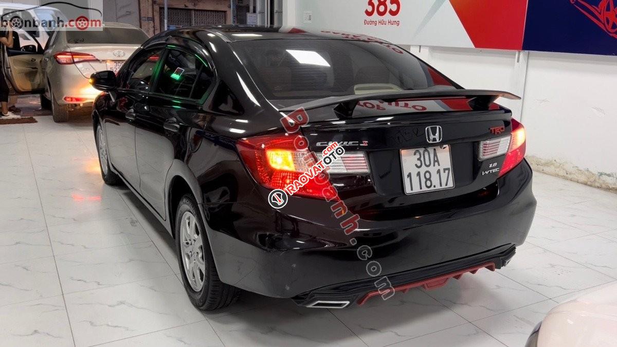 Bán Honda Civic 1.8 AT sản xuất năm 2014, màu đen-1