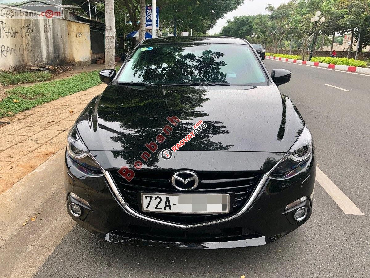 Cần bán lại xe Mazda 3 2.0 đời 2016, màu đen còn mới-9