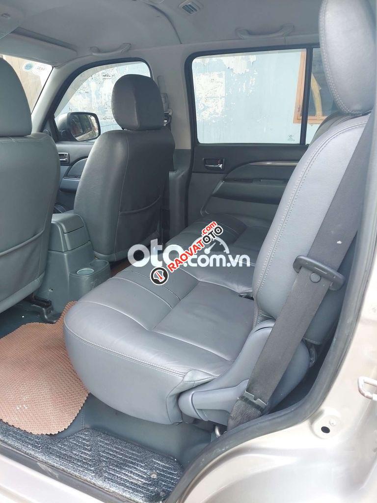 Cần bán xe Ford Everest Limited sản xuất năm 2014 số tự động, giá tốt-0