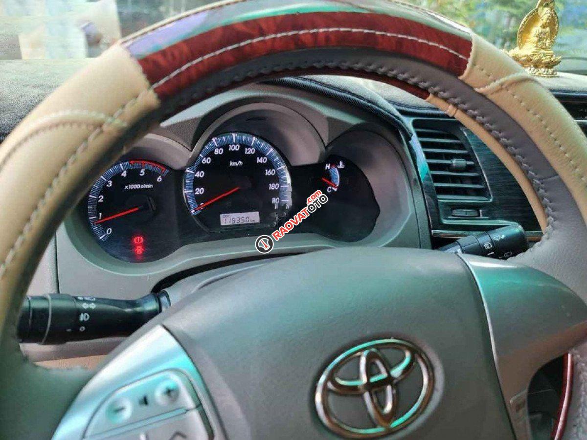 Cần bán lại xe Toyota Fortuner 2.5G 2012, màu đen còn mới-2