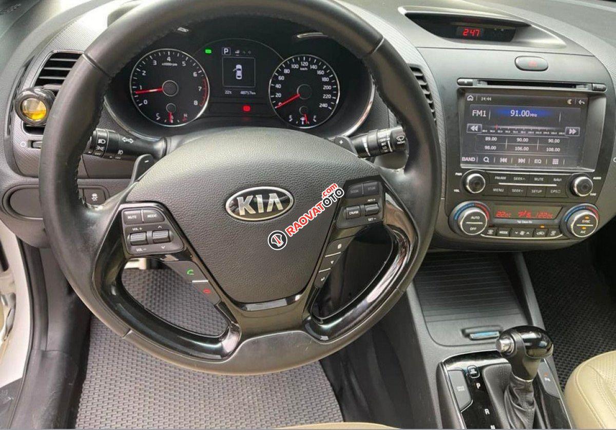 Bán ô tô Kia Cerato 2.0 AT sản xuất 2017, màu trắng, giá chỉ 480 triệu-1