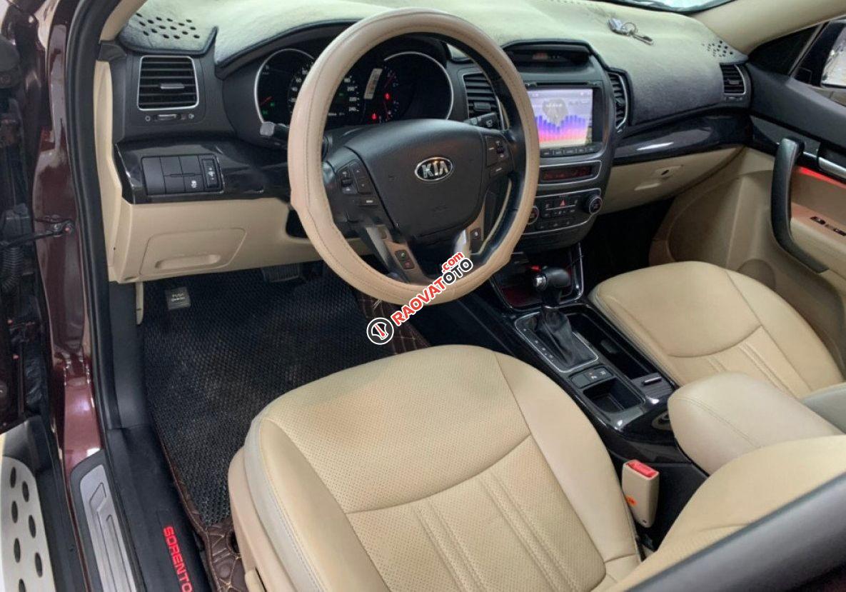 Xe Kia Sorento 2.4 đời 2016, màu đỏ còn mới, giá tốt-3