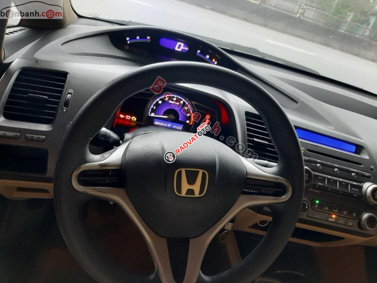 Bán xe Honda Civic 1.8 MT năm sản xuất 2011, màu đen-3