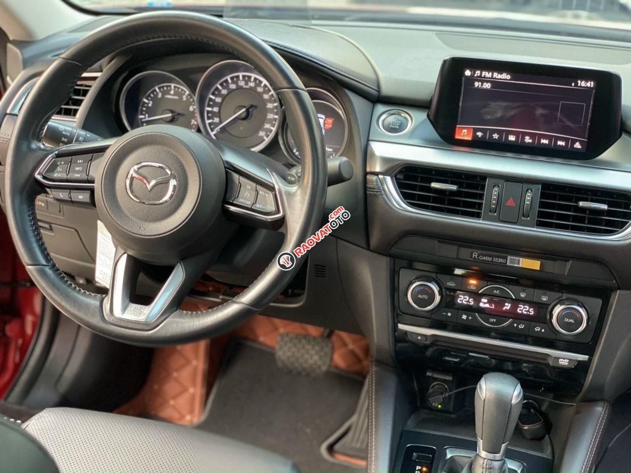 Bán xe Mazda 6 2.0L Premium năm 2017, giá 715tr-9