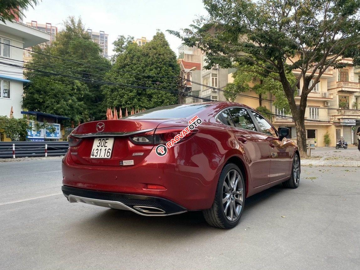 Bán xe Mazda 6 2.0L Premium năm 2017, giá 715tr-15