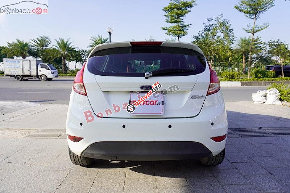 Cần bán lại xe Ford Fiesta 1.5AT Trend đời 2014, màu trắng-5