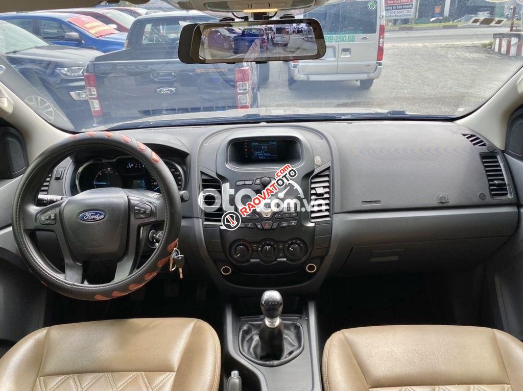 Bán lại xe Ford Ranger XLS đời 2017 số sàn, giá chỉ 515 triệu-6