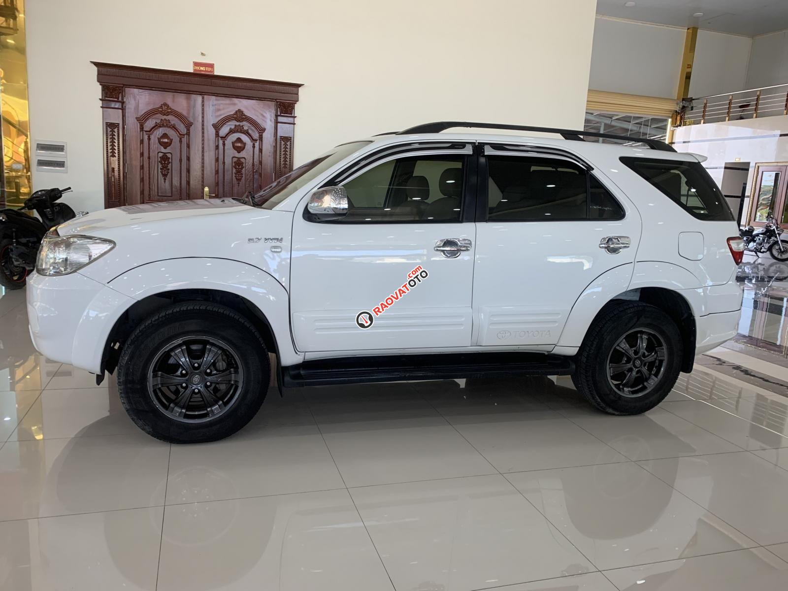 Bán xe Fortuner 2011 giá cạnh tranh-6