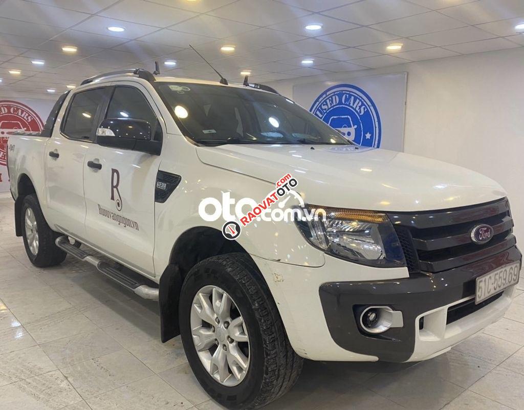 Bán Ford Ranger Wildtrak năm 2015, màu trắng, nhập khẩu-9