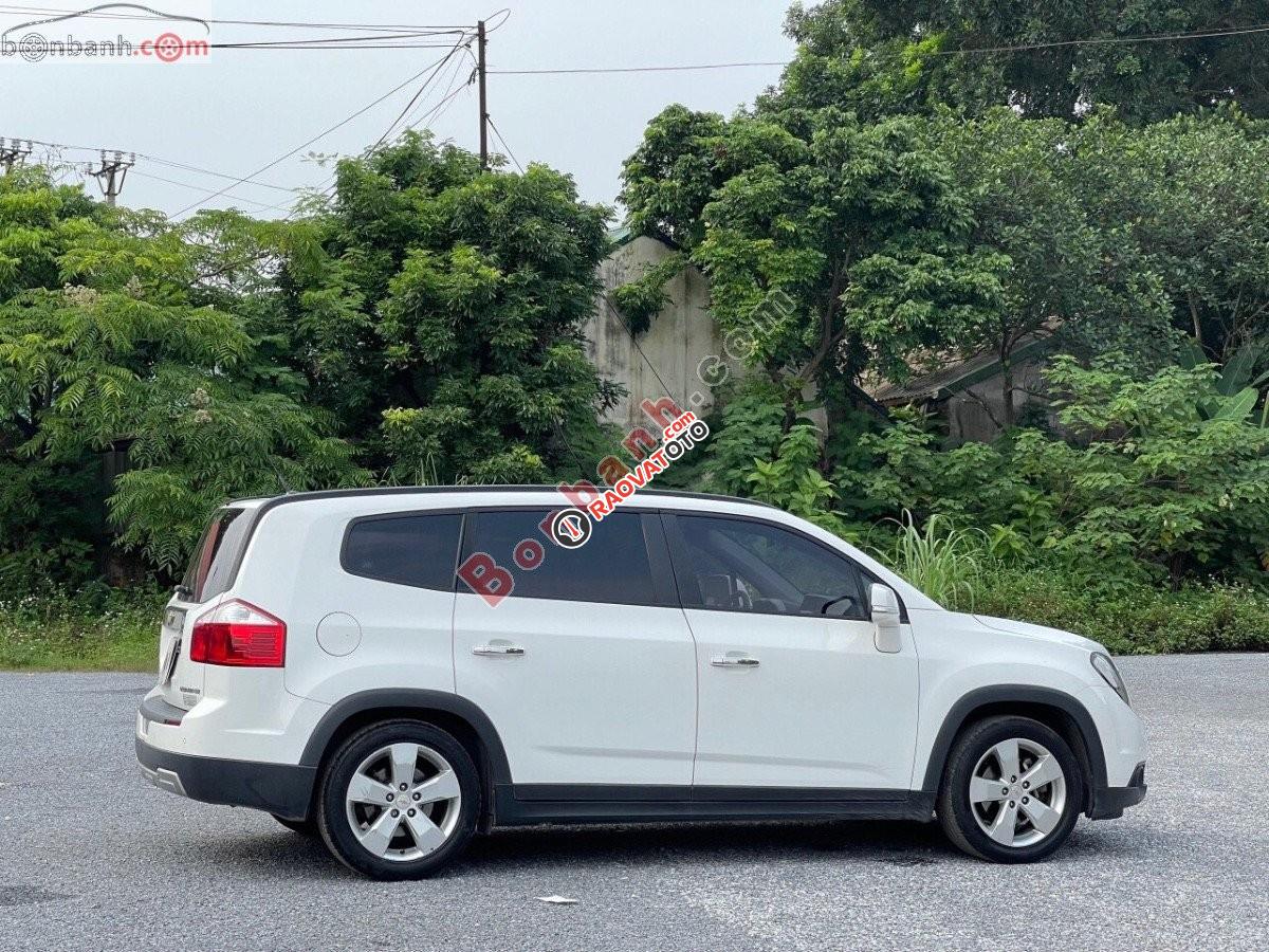 Bán ô tô Chevrolet Orlando LTZ 1.8 AT năm 2016, màu trắng giá cạnh tranh-2