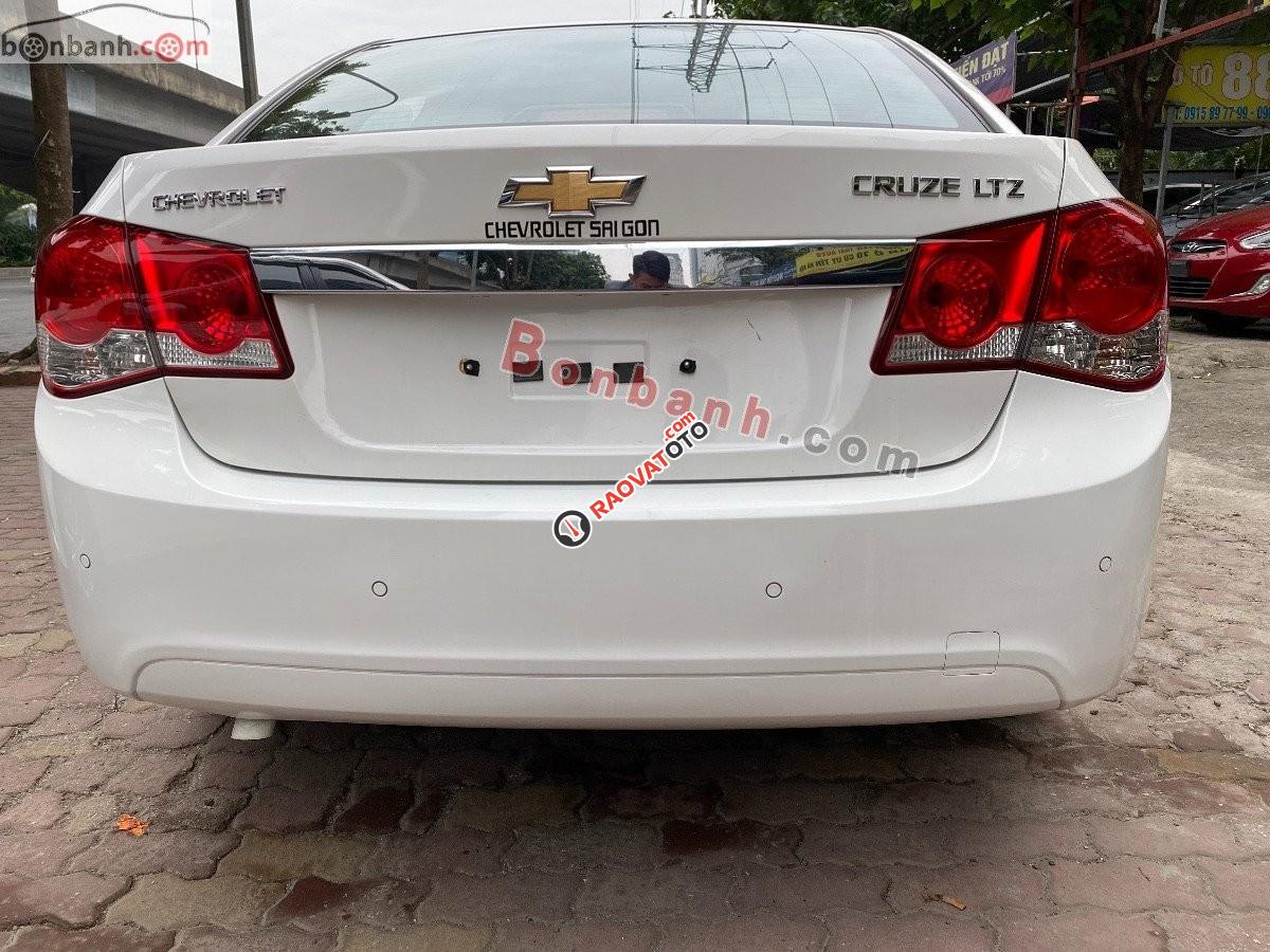 Cần bán xe Chevrolet Cruze LTZ 1.8 AT sản xuất năm 2015, màu trắng, giá chỉ 455 triệu-5