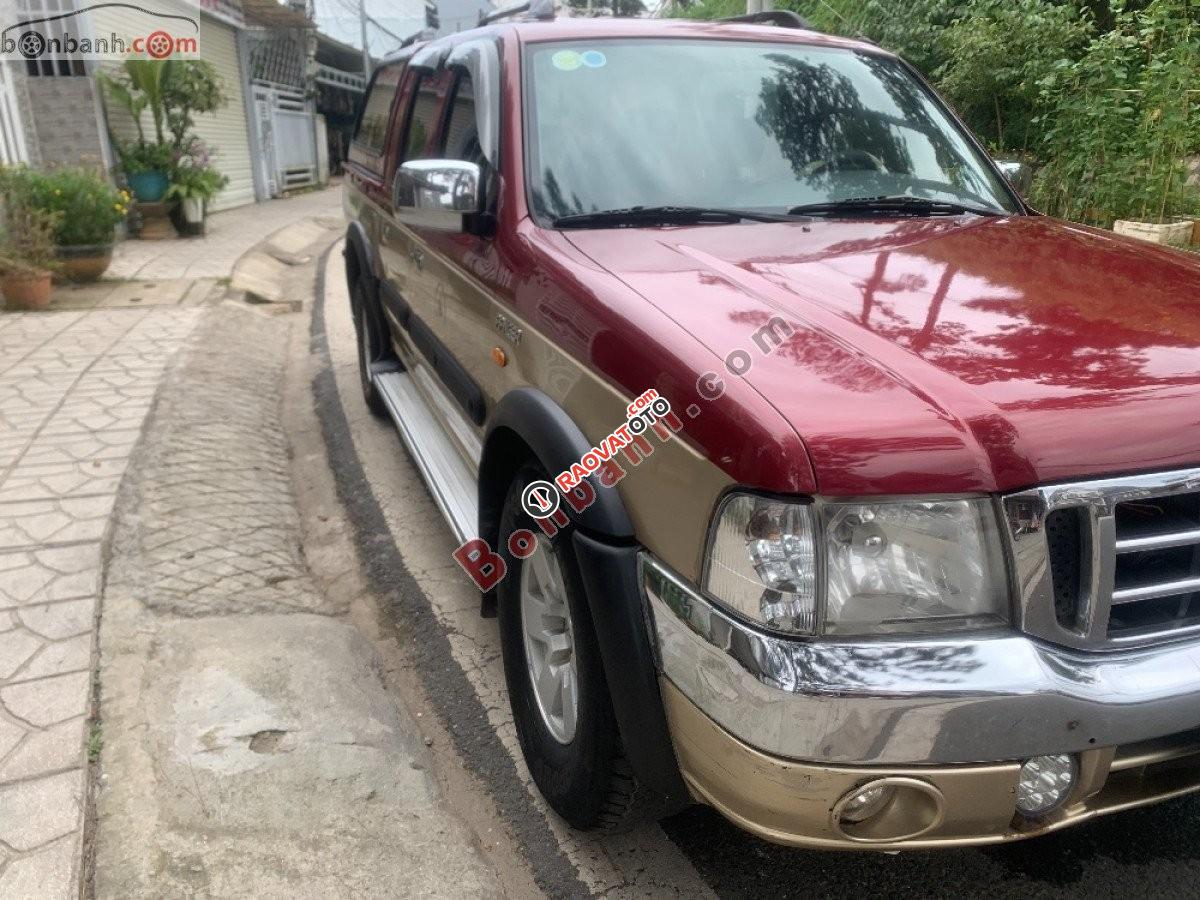 Cần bán gấp Ford Ranger XLT đời 2004, màu đỏ, xe nhập còn mới, giá 158tr-1