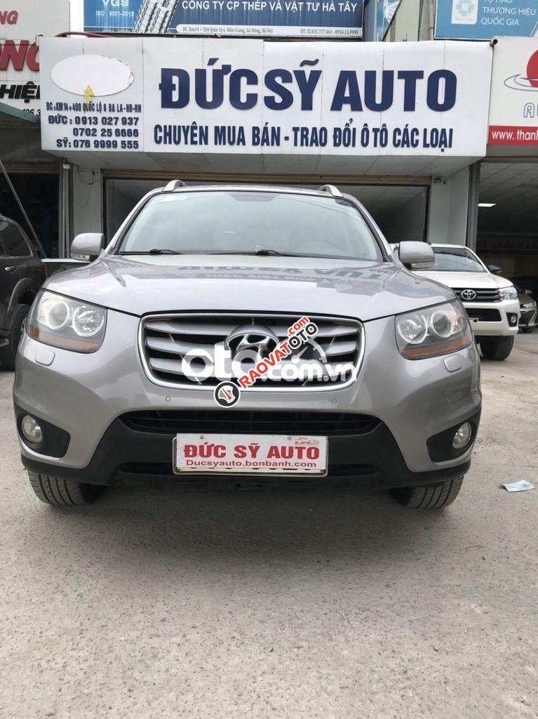 Cần bán gấp Hyundai Santa Fe AT năm sản xuất 2009, màu bạc-2
