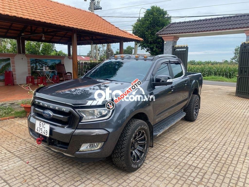 Bán Ford Ranger Wildtrak 3.2 2017, màu xám, nhập khẩu, giá tốt-3