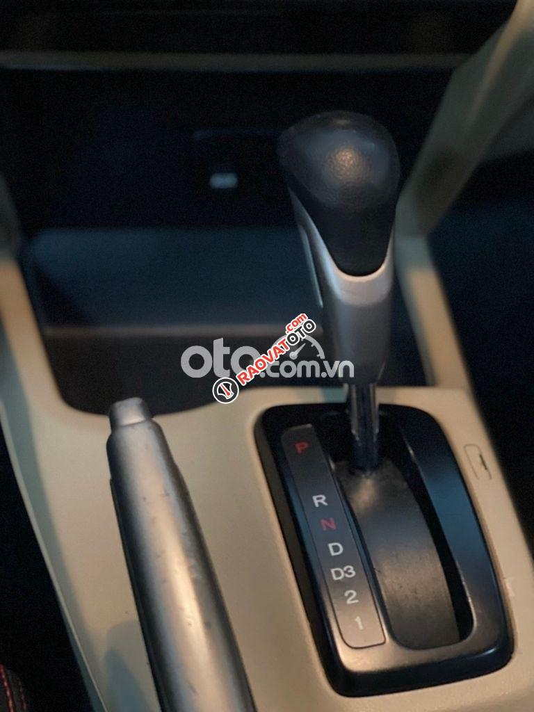 Cần bán gấp Honda Civic 1.8AT đời 2015, màu trắng chính chủ-2