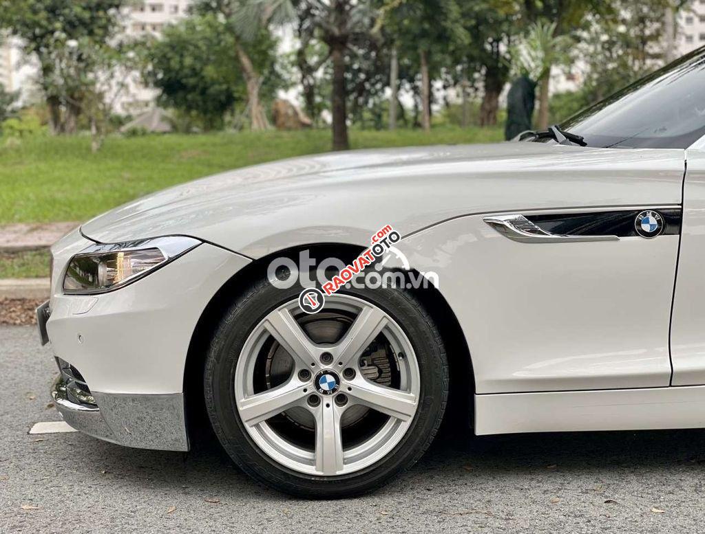 Cần bán gấp BMW Z4 đời 2010, màu trắng còn mới-9