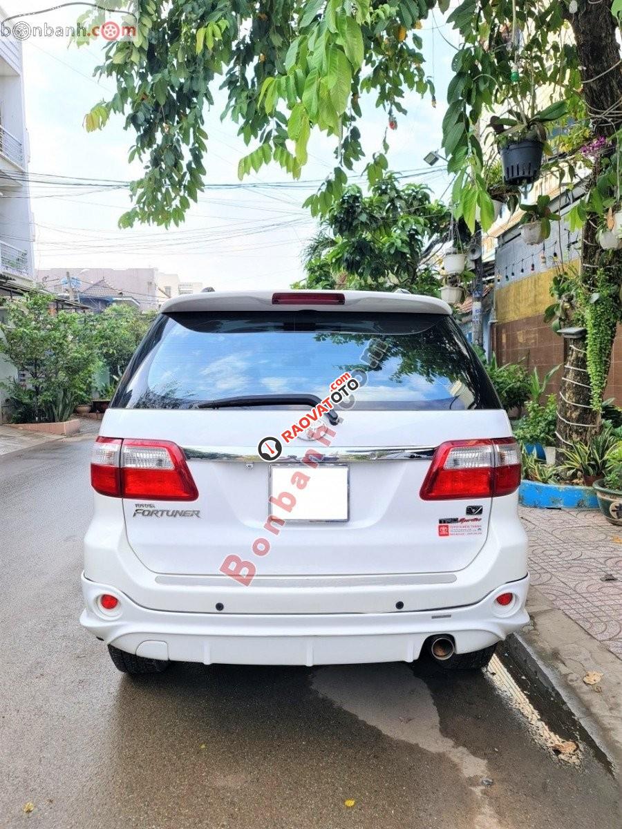 Cần bán xe Toyota Fortuner Sportivo đời 2012, màu trắng-5