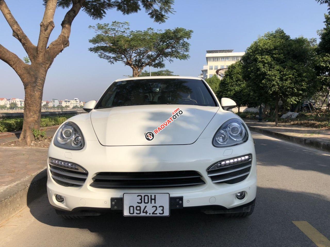 Bán xe Porsche Cayenne S sản xuất 2014-5