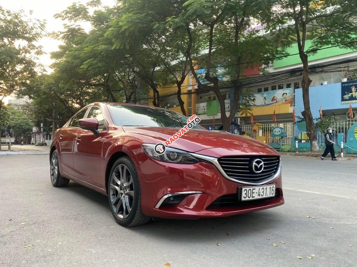 Bán xe Mazda 6 2.0L Premium năm 2017, giá 715tr-1