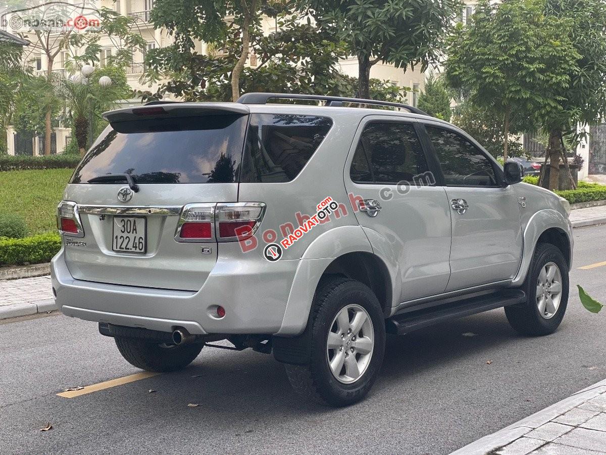 Cần bán lại xe Toyota Fortuner 2.5G đời 2010, màu bạc, giá tốt-7