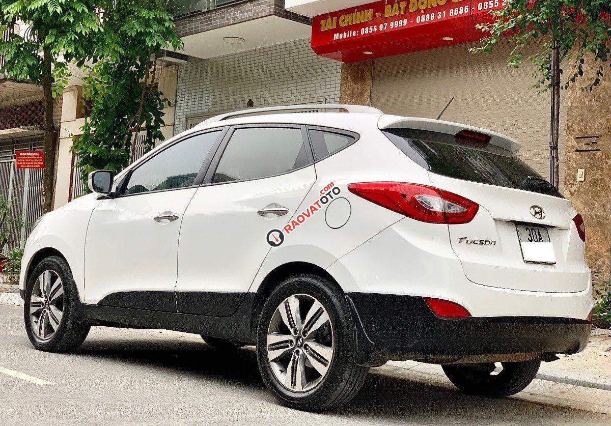 Bán Hyundai Tucson 2.0 AT 2014, màu trắng -4