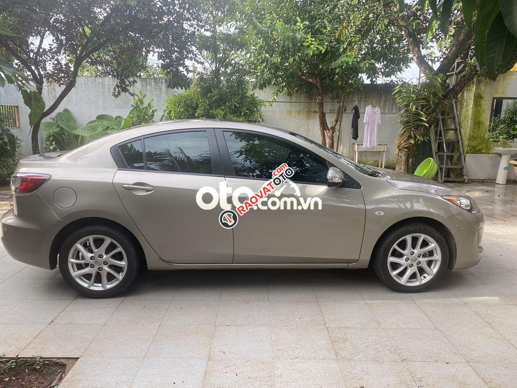 Bán Mazda 3 S AT đời 2014 còn mới, giá tốt-4