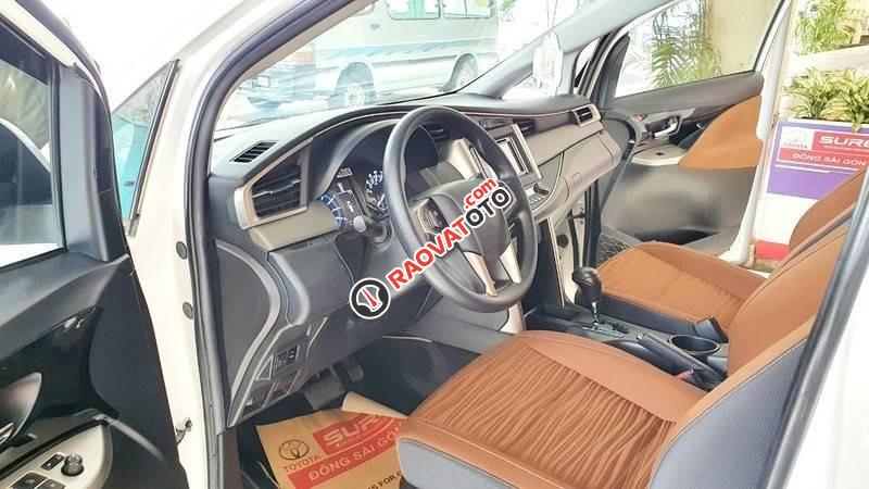 Cần bán lại xe Toyota Innova G năm sản xuất 2016, màu trắng, giá tốt-1