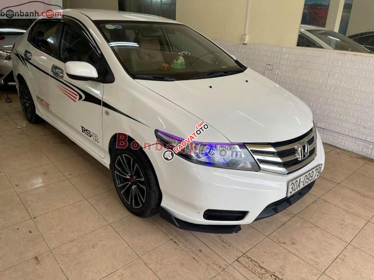 Bán xe Honda City 1.5 MT năm 2013, màu trắng, 322 triệu-6